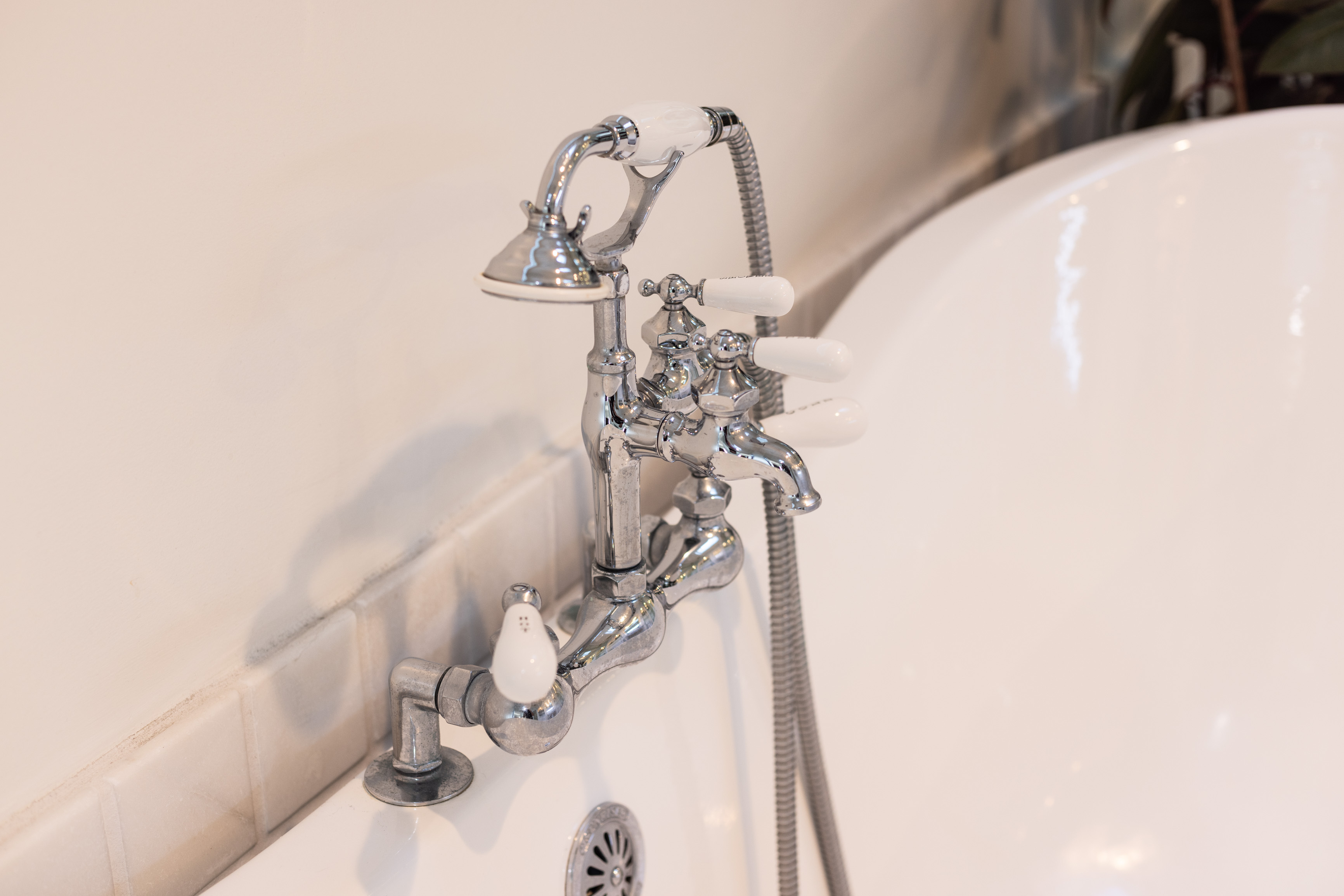  29500 Heathercliff Rd - 物件實景