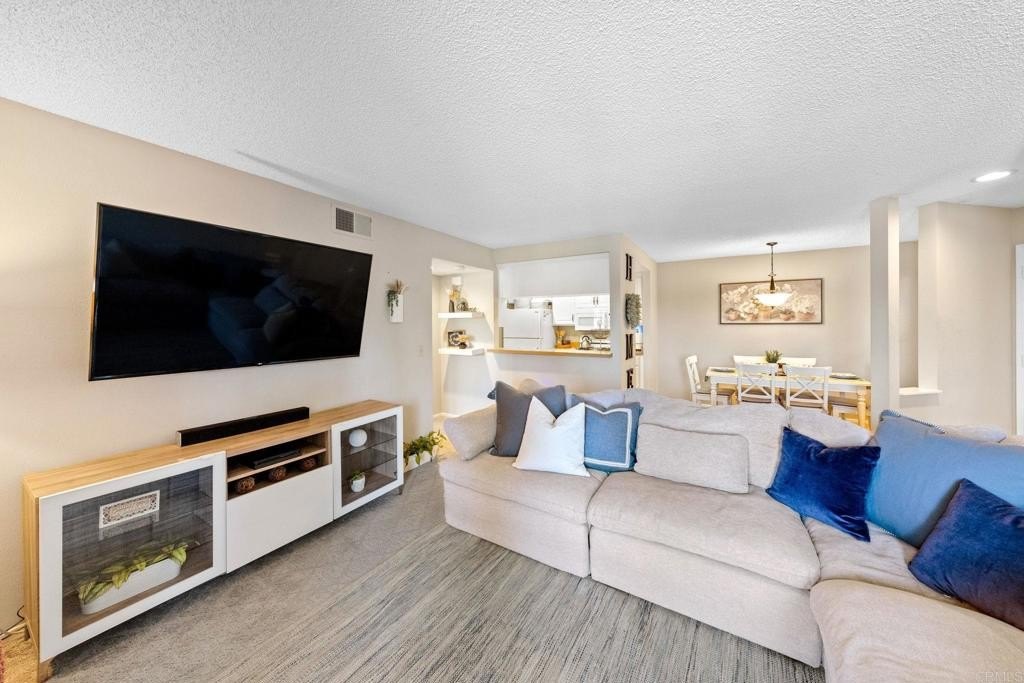 Chula Vista, California, 91913, United States, 2 Bedrooms Bedrooms, ,2 BathroomsBathrooms,Residential,For Sale,1745027