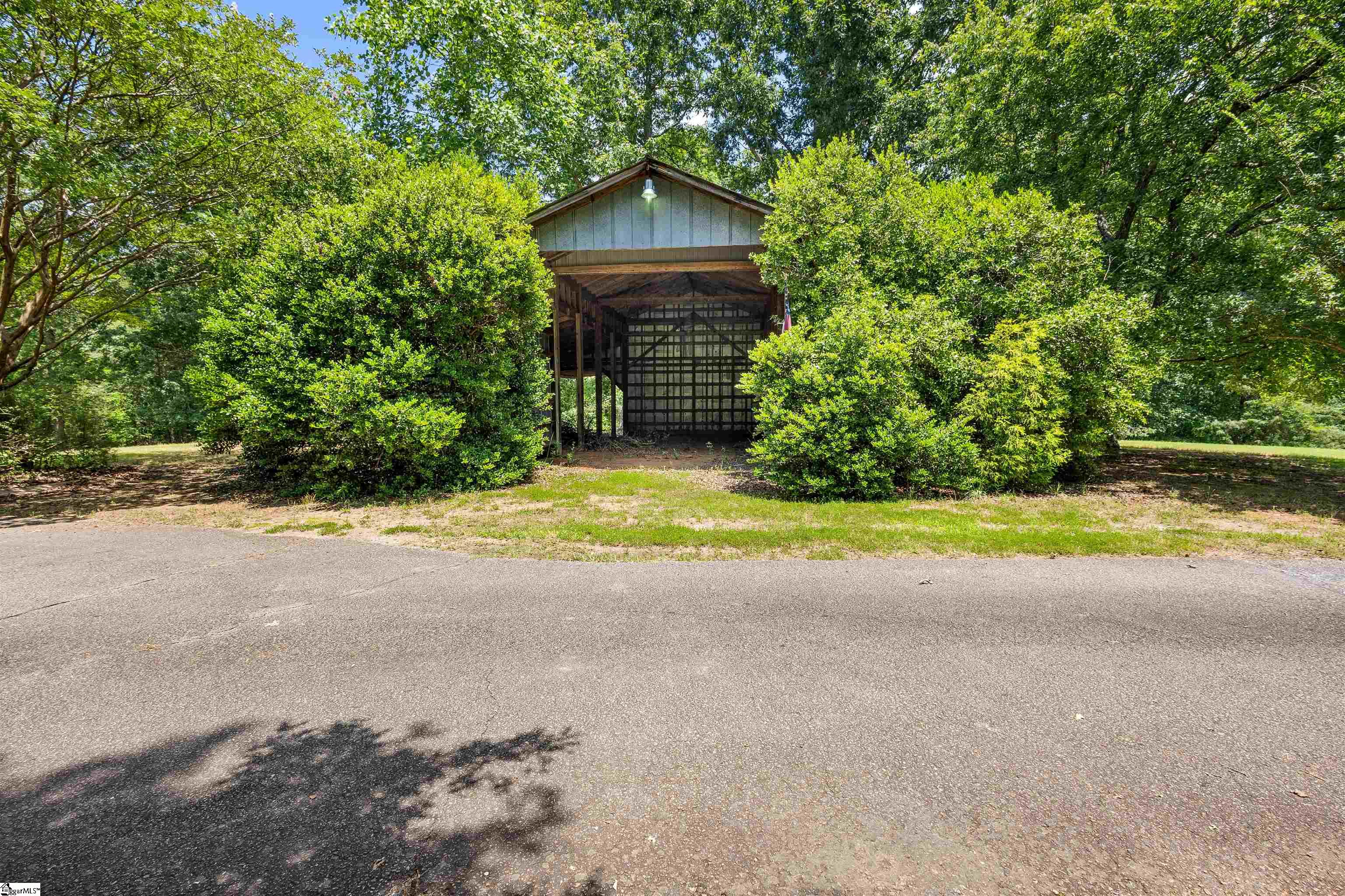 Liberty, South Carolina, 29657, United States, 3 Bedrooms Bedrooms, ,4 BathroomsBathrooms,Residential,For Sale,1944654
