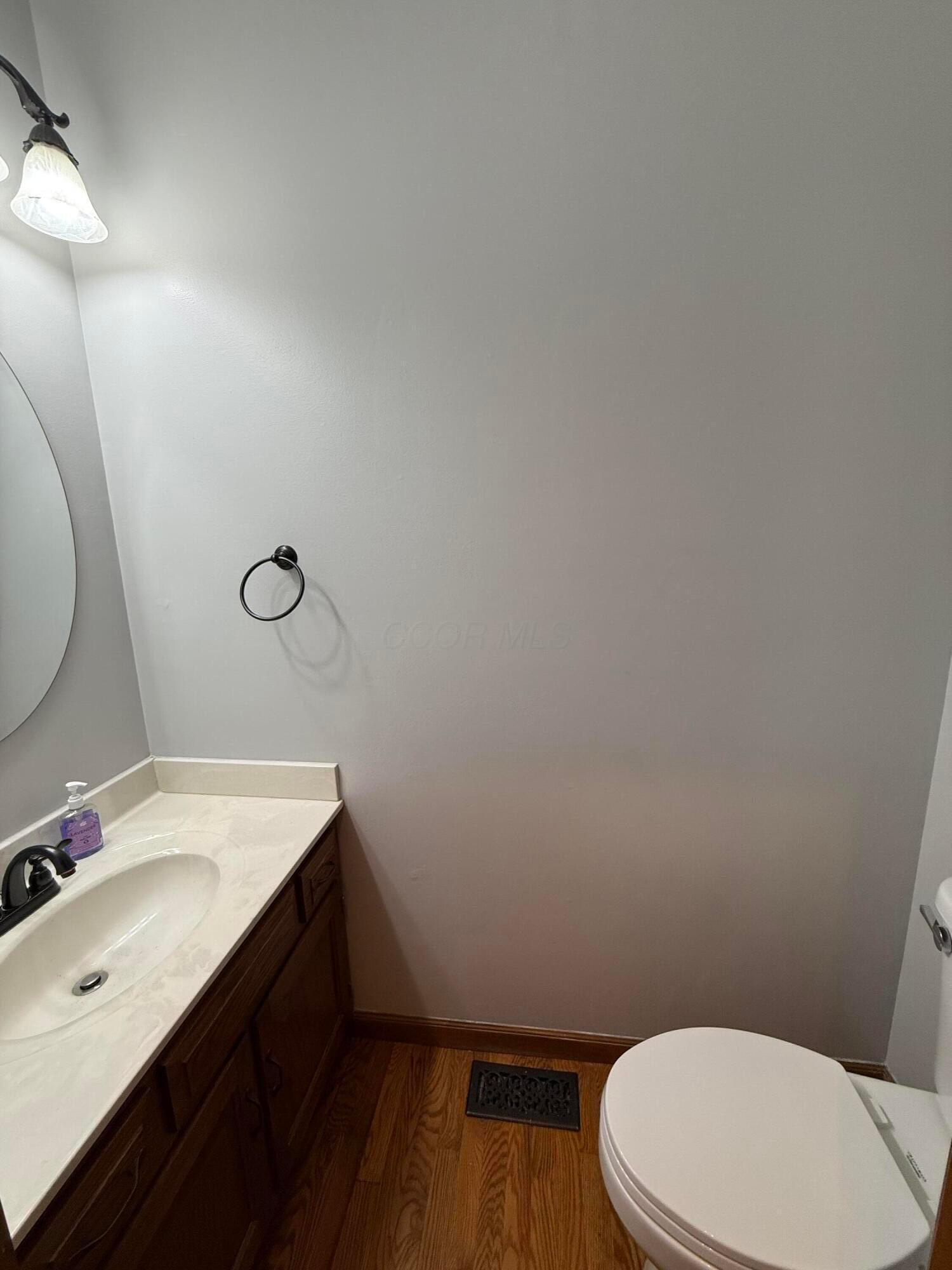 Columbus, Ohio, 43230, United States, 4 Bedrooms Bedrooms, ,3 BathroomsBathrooms,Residential,For Sale,1959310