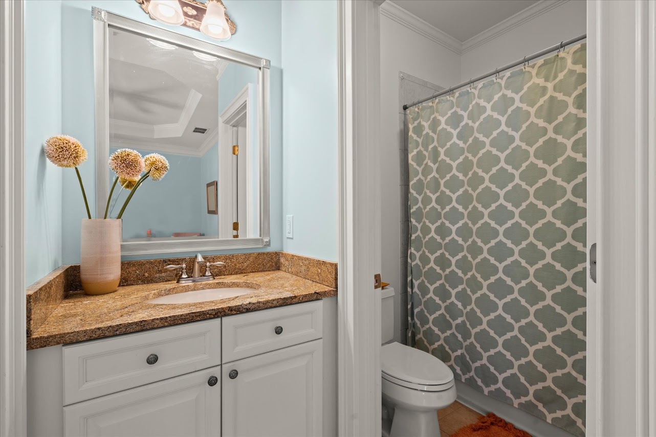 Carrollton, Georgia, 30116, United States, 6 Bedrooms Bedrooms, ,5 BathroomsBathrooms,Residential,For Sale,1893657
