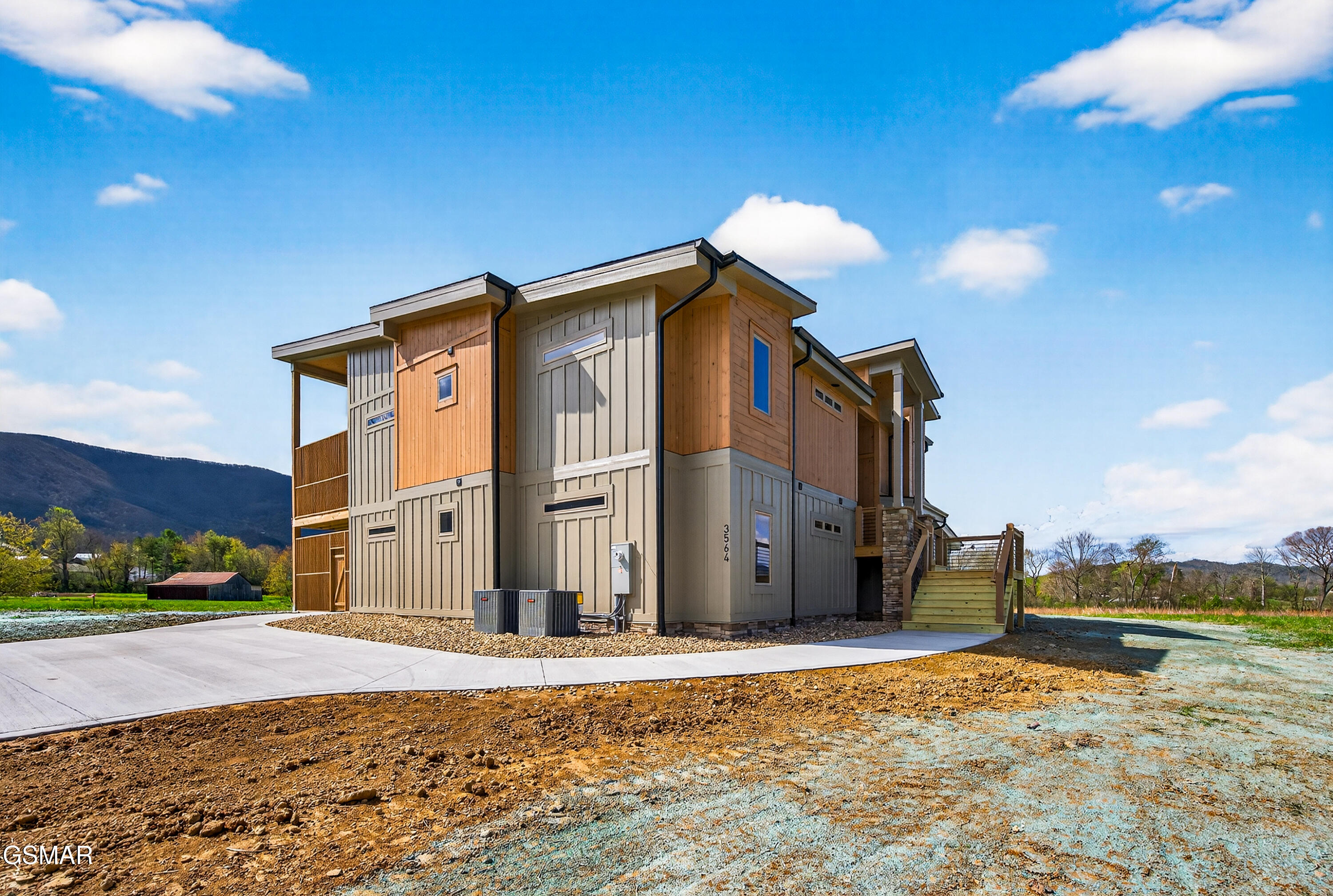 Sevierville, Tennessee, 37862, United States, 5 Bedrooms Bedrooms, ,7 BathroomsBathrooms,Residential,For Sale,2035739