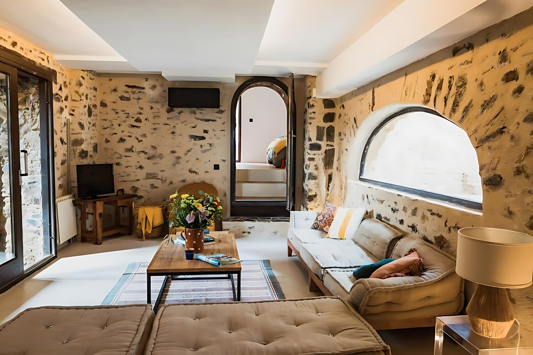  Catalan-Style Farmhouse – 240sq.m on 2hect, clos to amneties - 物件實景