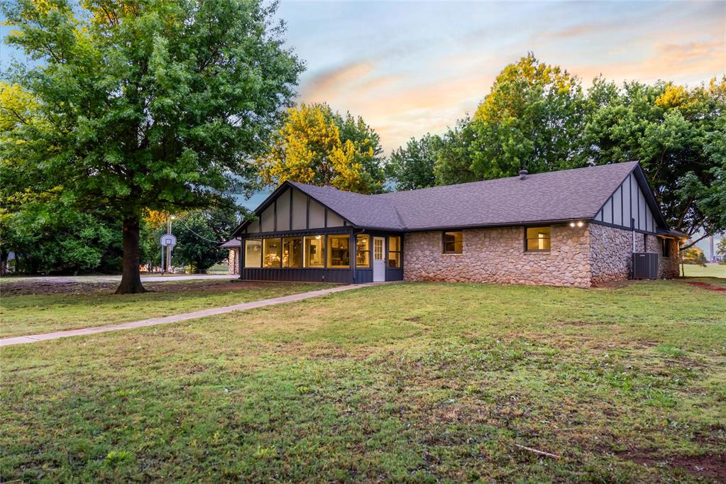 Oklahoma City, Oklahoma, 73179, United States, 4 Bedrooms Bedrooms, ,3 BathroomsBathrooms,Residential,For Sale,2048945