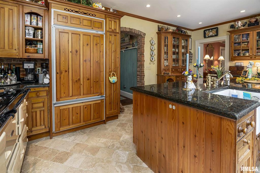 Marion, Illinois, 62959, United States, 3 Bedrooms Bedrooms, ,Residential,For Sale,1779603