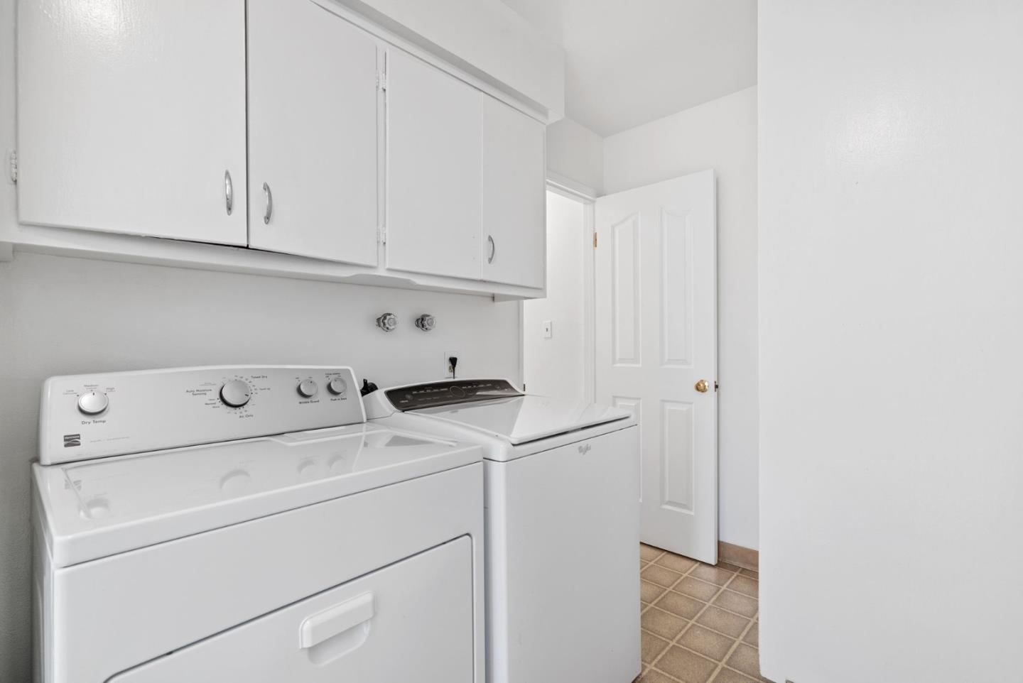 San Jose, California, 95118, United States, 4 Bedrooms Bedrooms, ,2 BathroomsBathrooms,Residential,For Sale,1986269