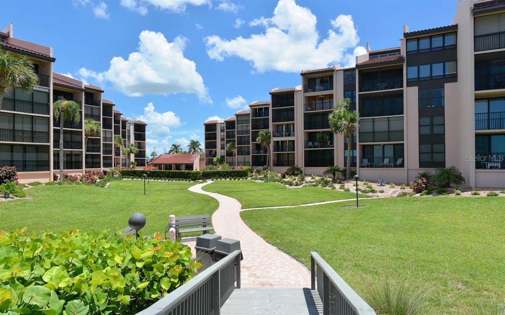 Sarasota, Florida, 34242, United States, 2 Bedrooms Bedrooms, ,2 BathroomsBathrooms,Residential,For Sale,1895415