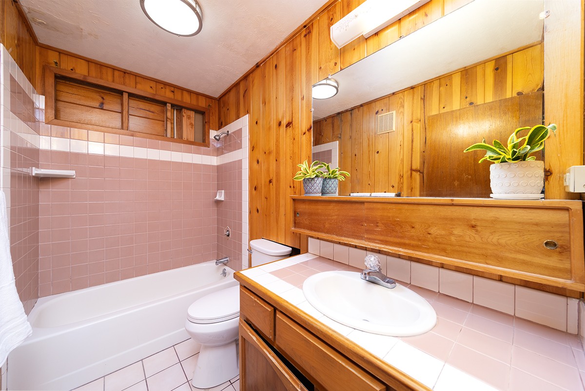 Keaau, Hawaii, 96749, United States, 5 Bedrooms Bedrooms, ,3 BathroomsBathrooms,Residential,For Sale,1989404