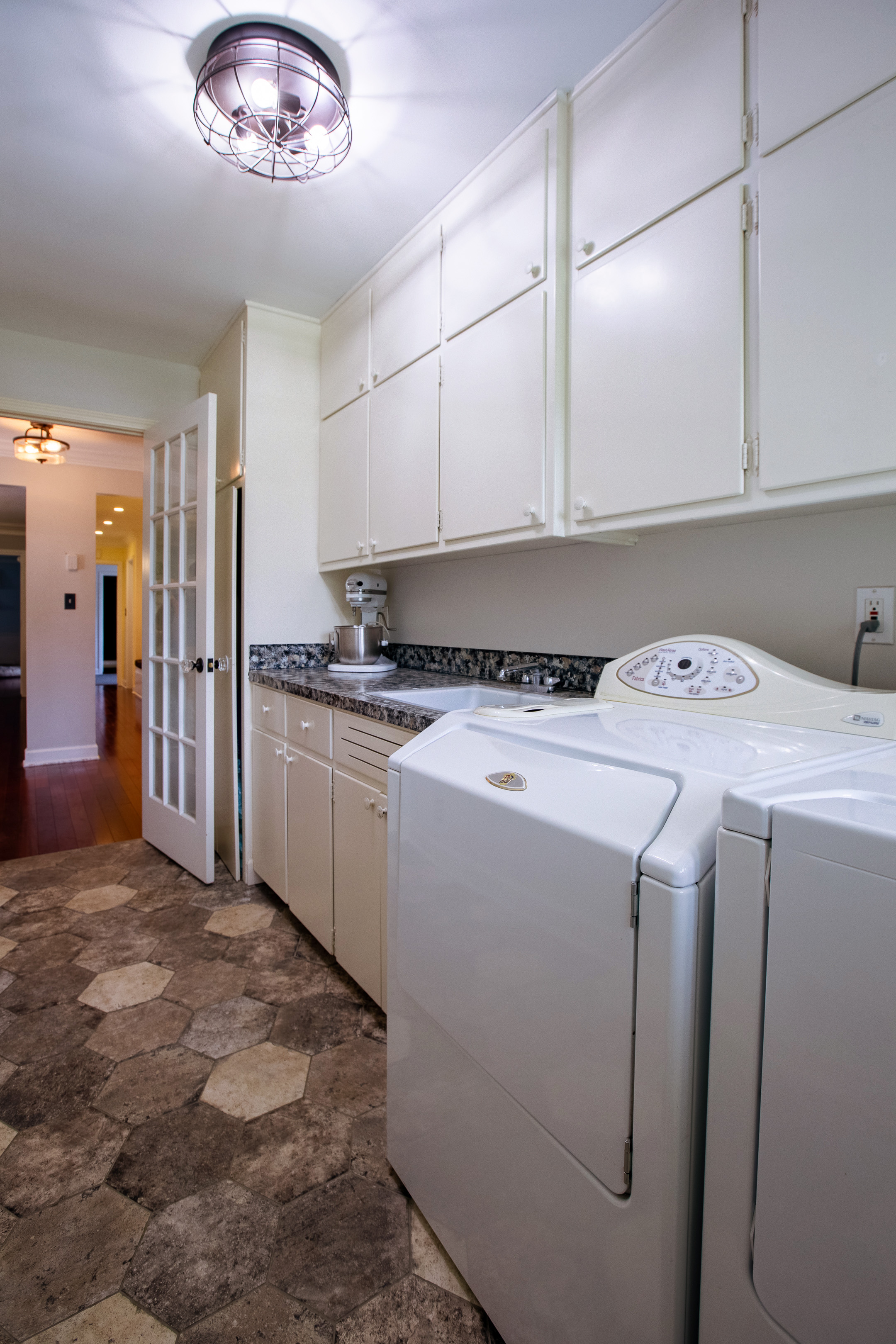 Grand Blanc, Michigan, 48439, United States, 3 Bedrooms Bedrooms, ,3 BathroomsBathrooms,Residential,For Sale,1982628