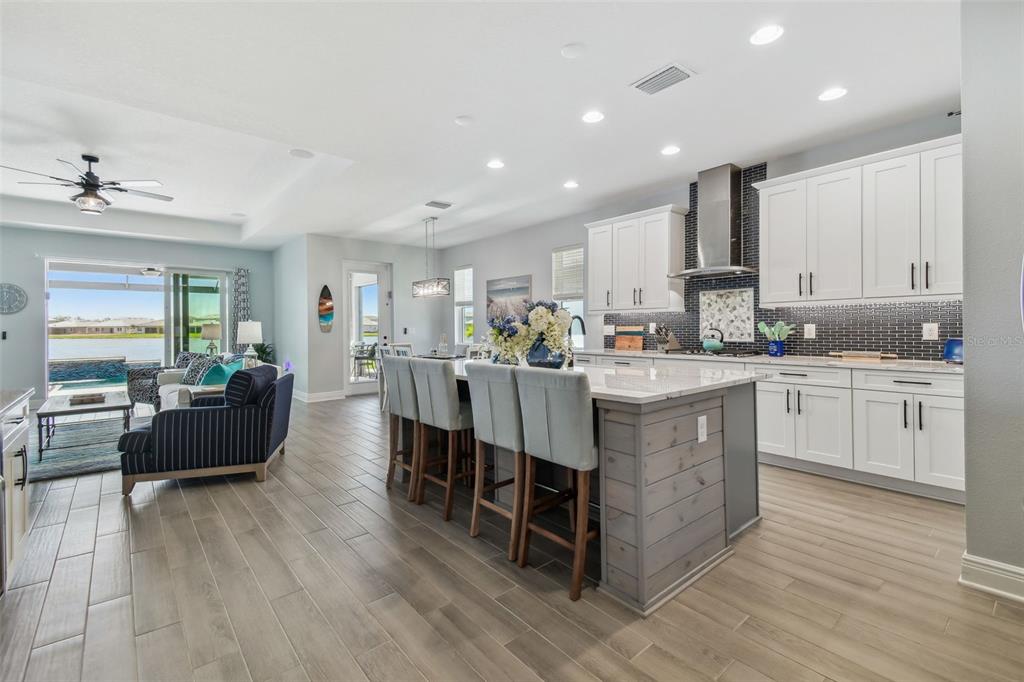 Bradenton, Florida, 34211, United States, 3 Bedrooms Bedrooms, ,3 BathroomsBathrooms,Residential,For Sale,1840439