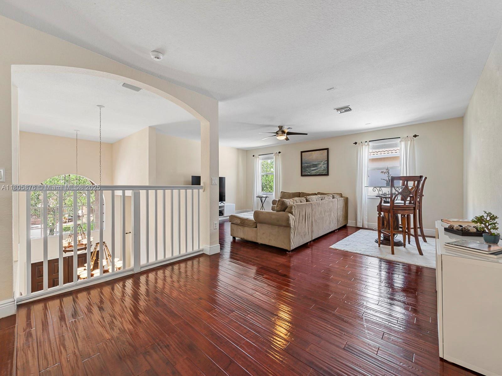 Weston, Florida, 33332, United States, 5 Bedrooms Bedrooms, ,5 BathroomsBathrooms,Residential,For Sale,1826480