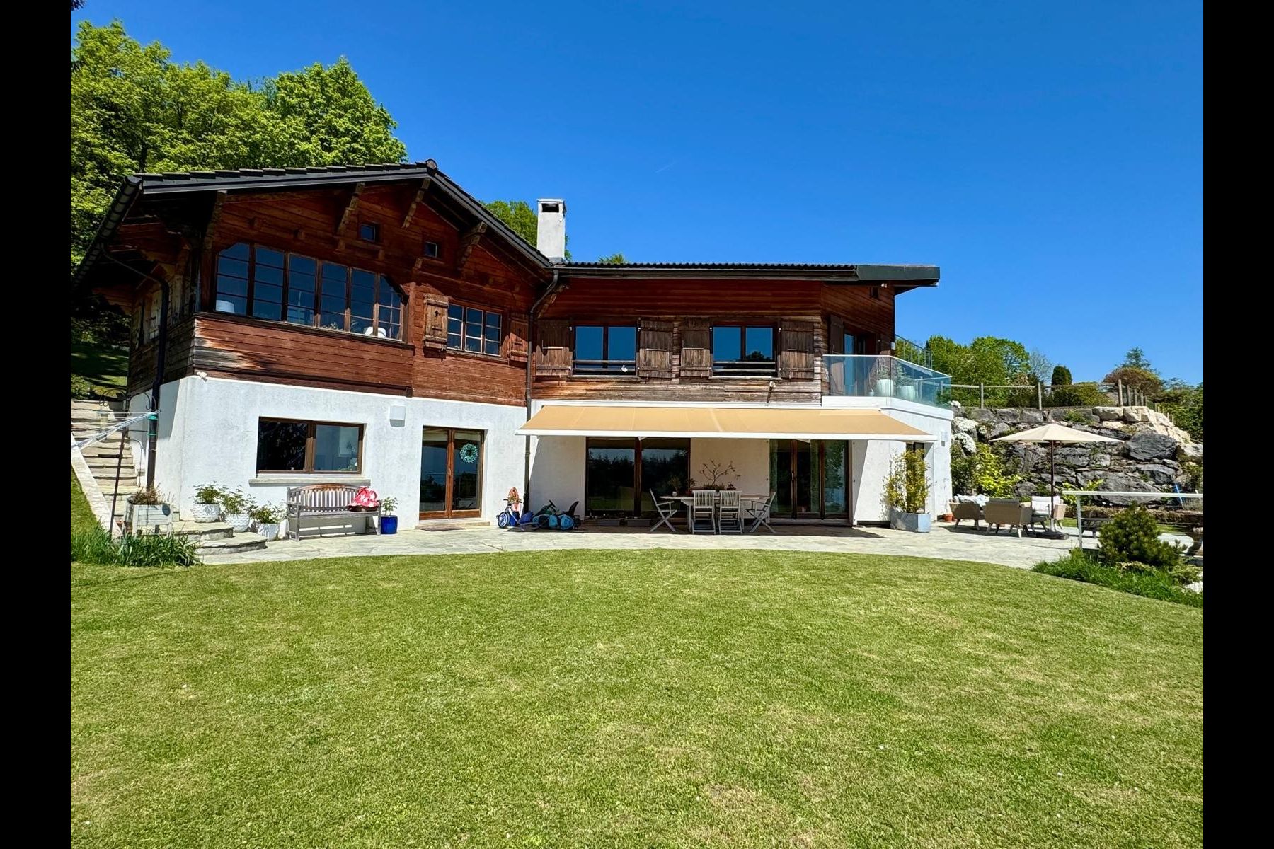  Villa-chalet with view of the lake and the Alps, with building potential - 物件實景