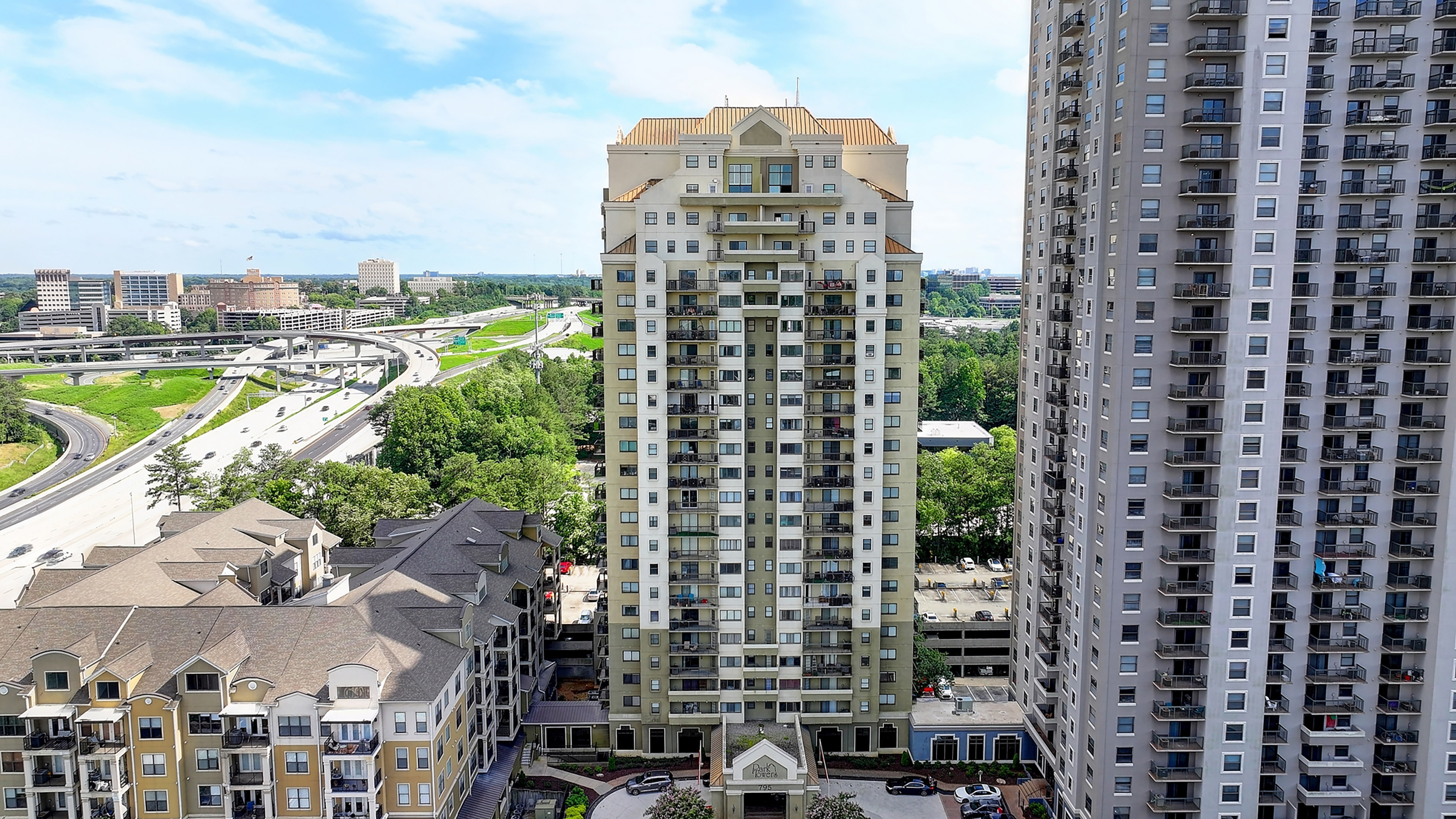  Move-In Ready Condo at the Park Place Towers - 物件實景