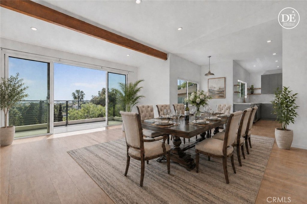 Los Angeles, California, 90026, United States, 3 Bedrooms Bedrooms, ,3 BathroomsBathrooms,Residential,For Sale,2040184