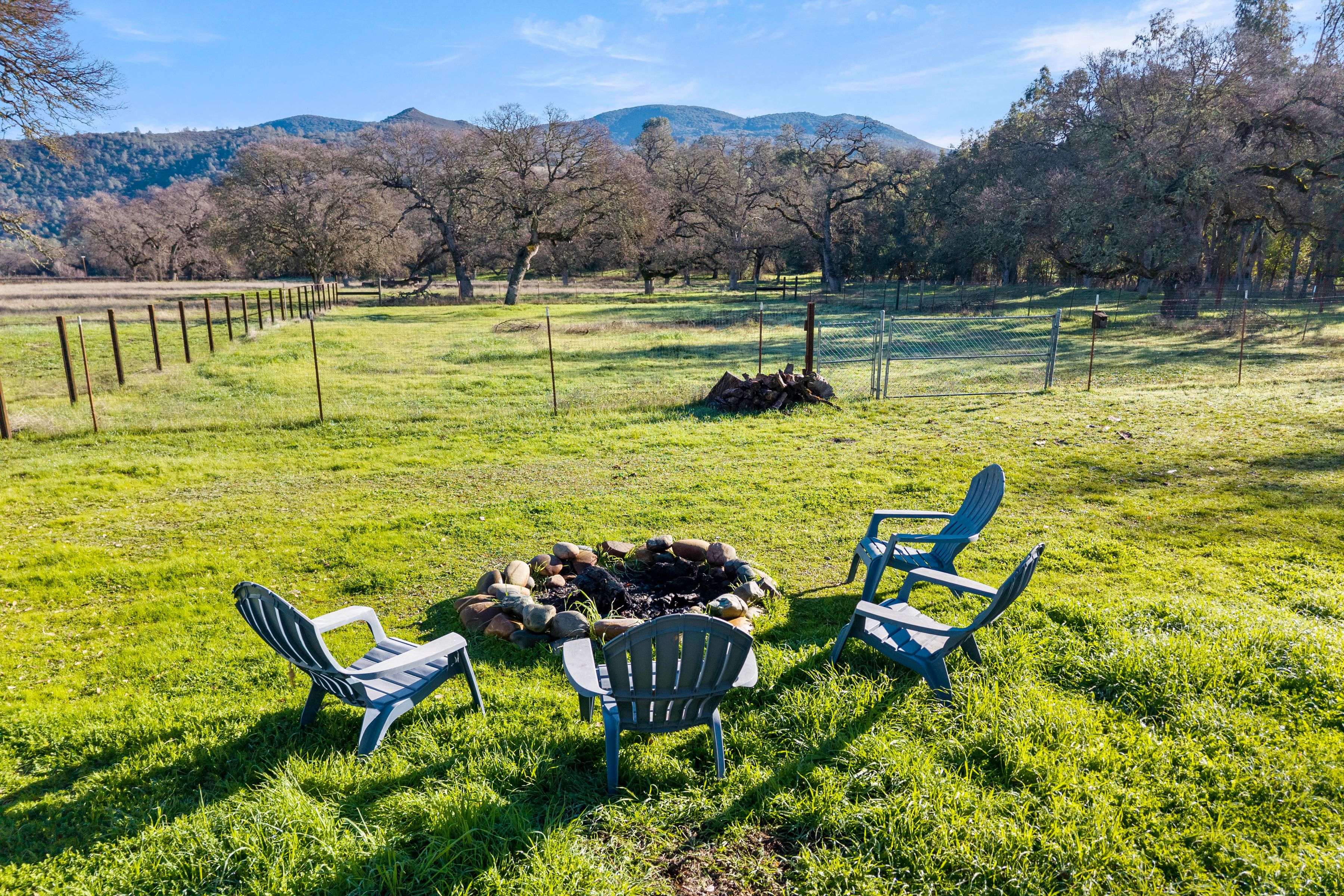  4962 Gaddy Lane - 物件實景