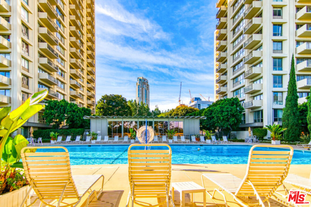Los Angeles, California, 90067, United States, 2 Bedrooms Bedrooms, ,2 BathroomsBathrooms,Residential,For Sale,1754738