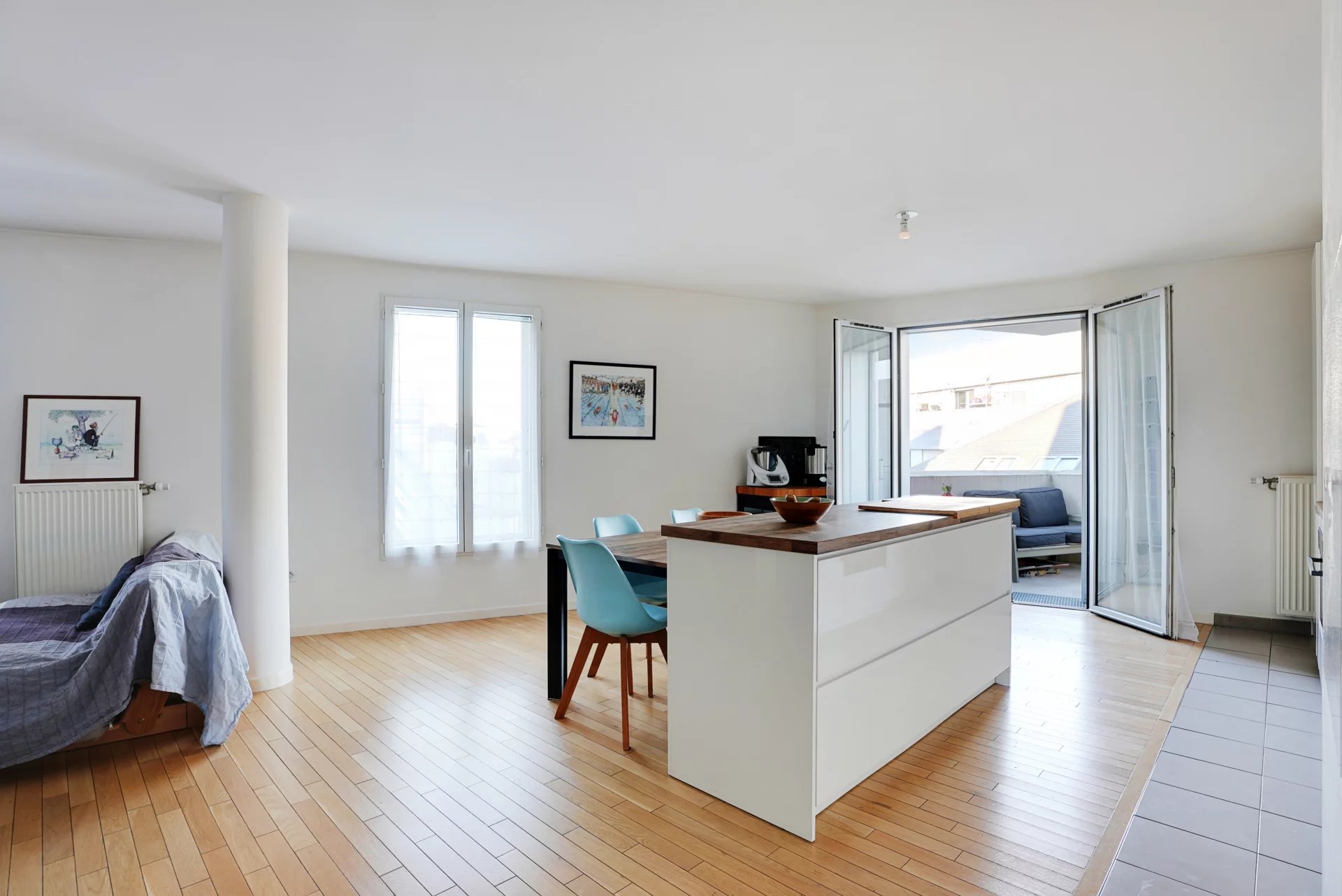 Boulogne-Billancourt, Île-de-France, 92100, FR, 2 Bedrooms Bedrooms, ,1 BathroomBathrooms,Residential,For Sale,1697128