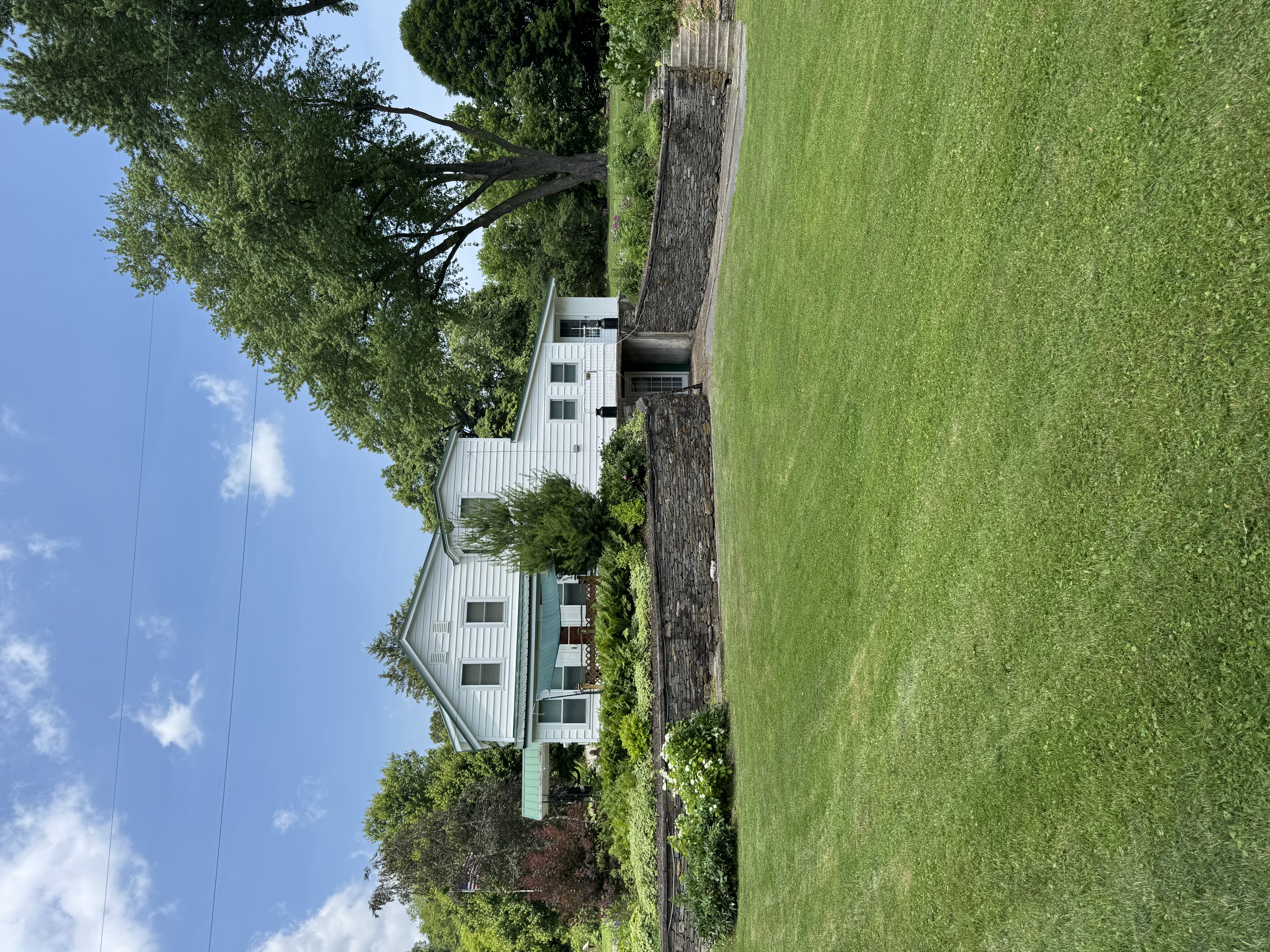 Catskill, New York, 12414, United States, 6 Bedrooms Bedrooms, ,3 BathroomsBathrooms,Residential,For Sale,1983582