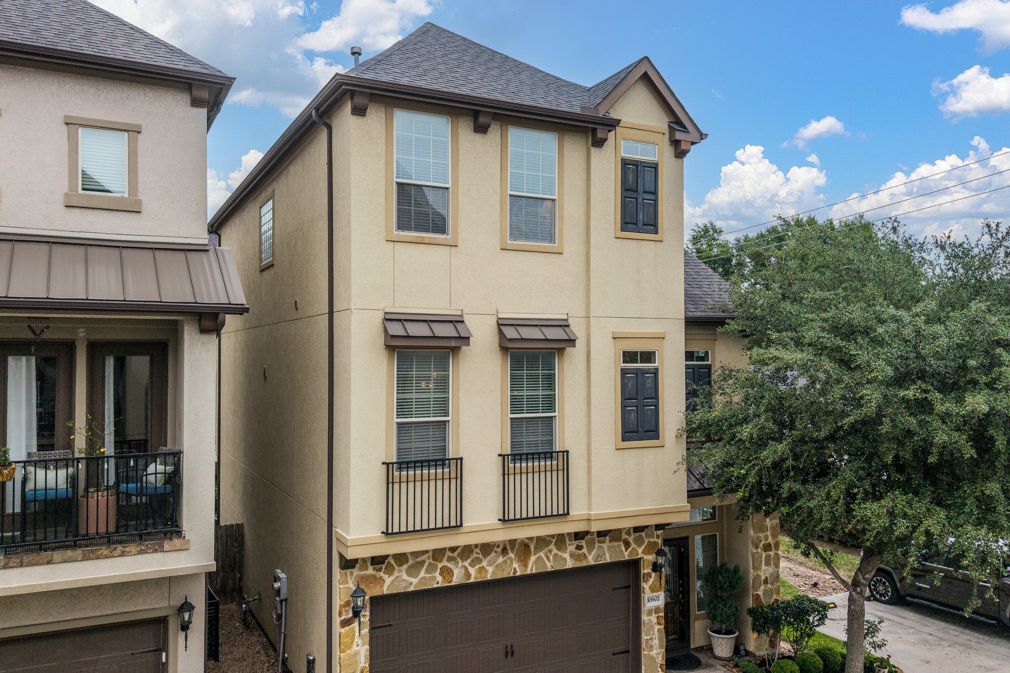 Enclave Shadows Ct, Houston, TX 77043 #1