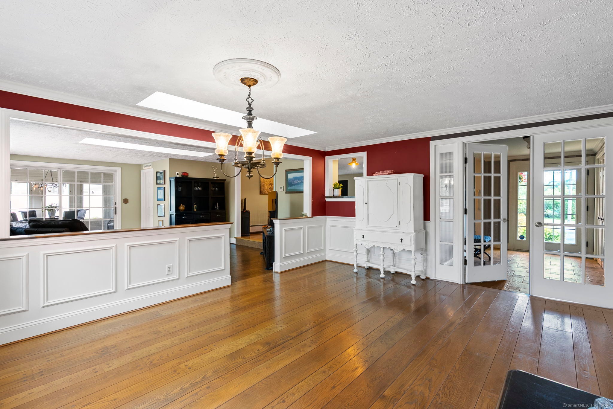 Rocky Hill, Connecticut, 06067, United States, 3 Bedrooms Bedrooms, ,3 BathroomsBathrooms,Residential,For Sale,1944890