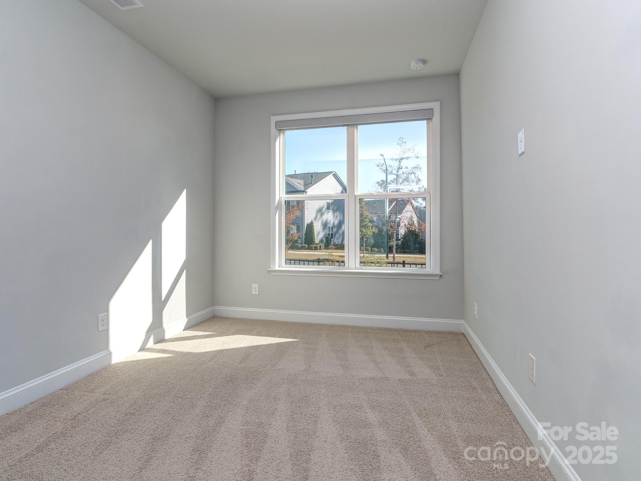 Charlotte, North Carolina, 28277, United States, 4 Bedrooms Bedrooms, ,4 BathroomsBathrooms,Residential,For Sale,1989428