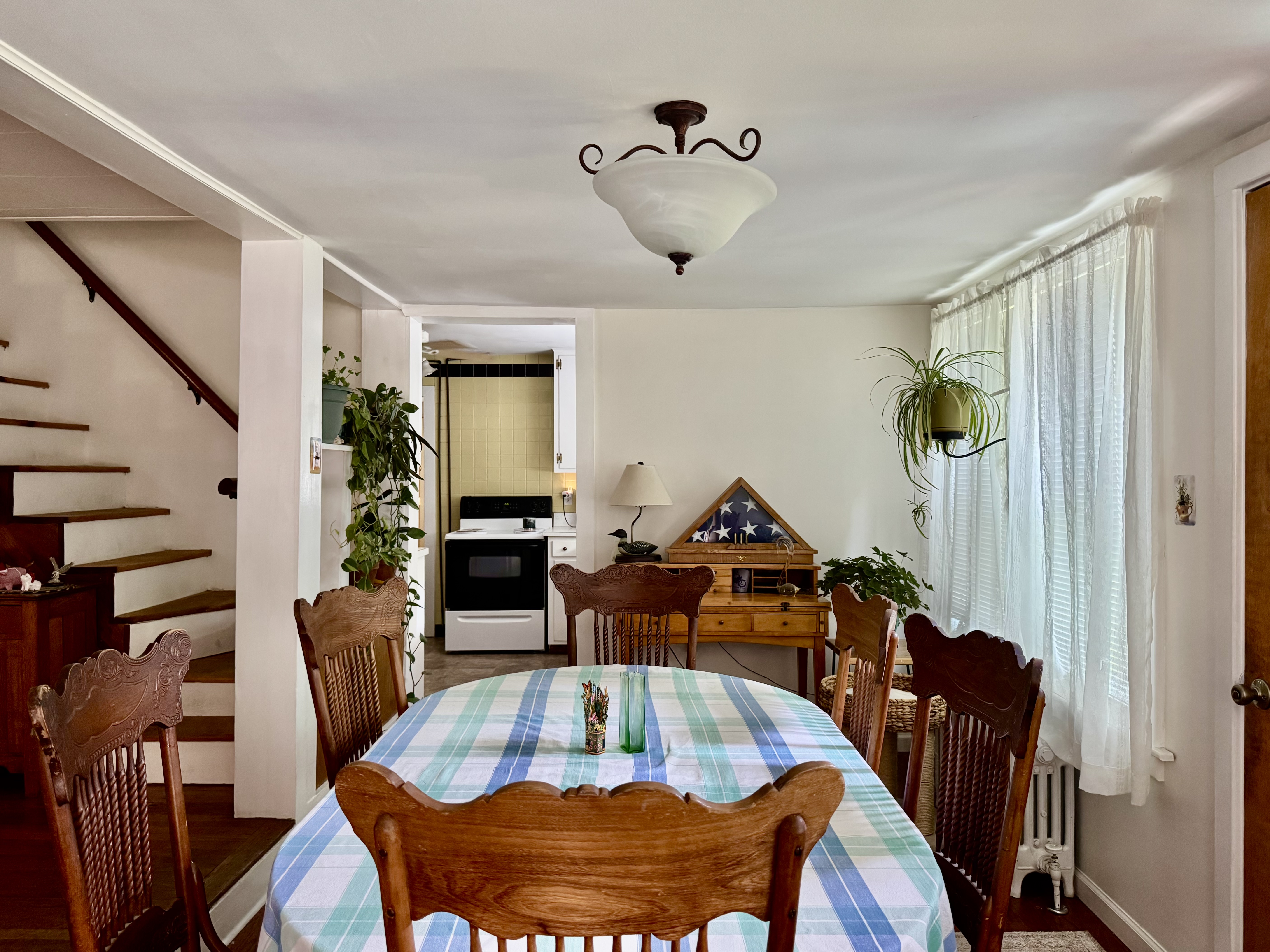 Catskill, New York, 12414, United States, 6 Bedrooms Bedrooms, ,3 BathroomsBathrooms,Residential,For Sale,1983582