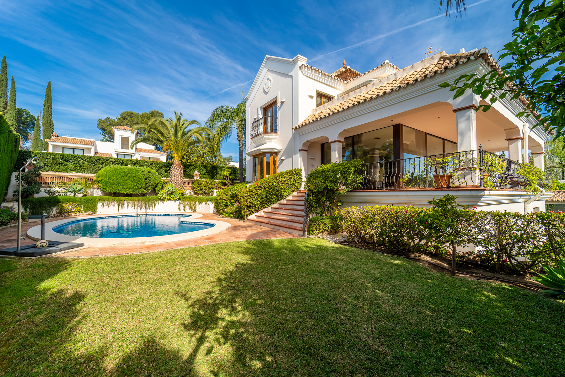  Villa with independent apartment in Nueva Milla de Oro, Estepona - 物件實景