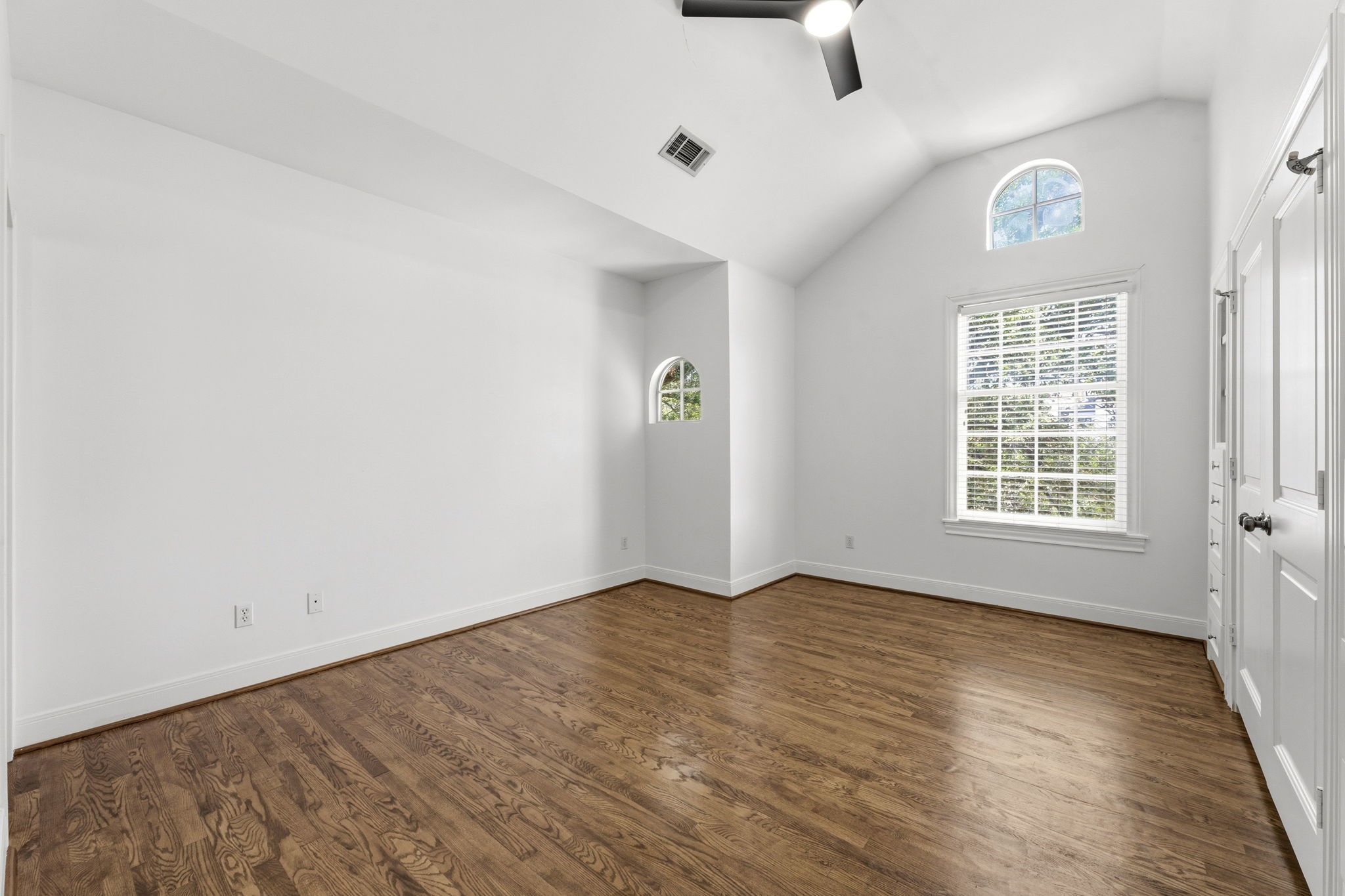  1647 Bonnie Brae Street - 物件實景