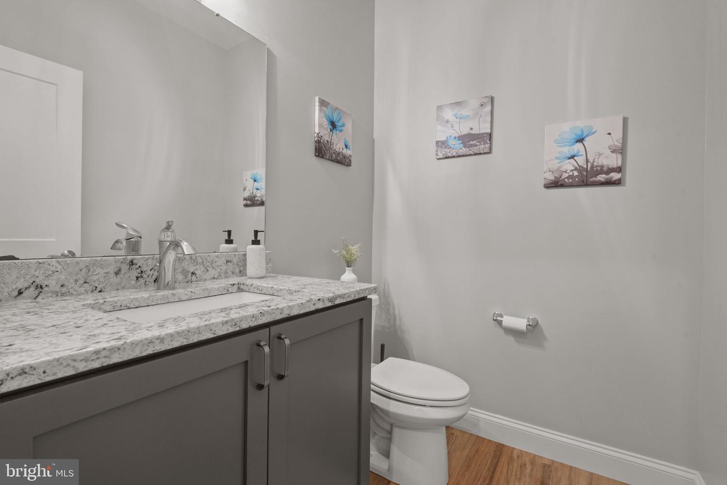 Lititz, Pennsylvania, 17543, United States, 4 Bedrooms Bedrooms, ,3 BathroomsBathrooms,Residential,For Sale,1905987