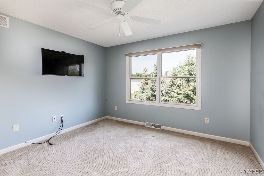 Amherst, New York, 14221, United States, 3 Bedrooms Bedrooms, ,3 BathroomsBathrooms,Residential,For Sale,1938327