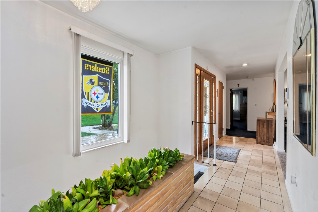 North Strabane, Pennsylvania, 15317, United States, 3 Bedrooms Bedrooms, ,3 BathroomsBathrooms,Residential,For Sale,1882986