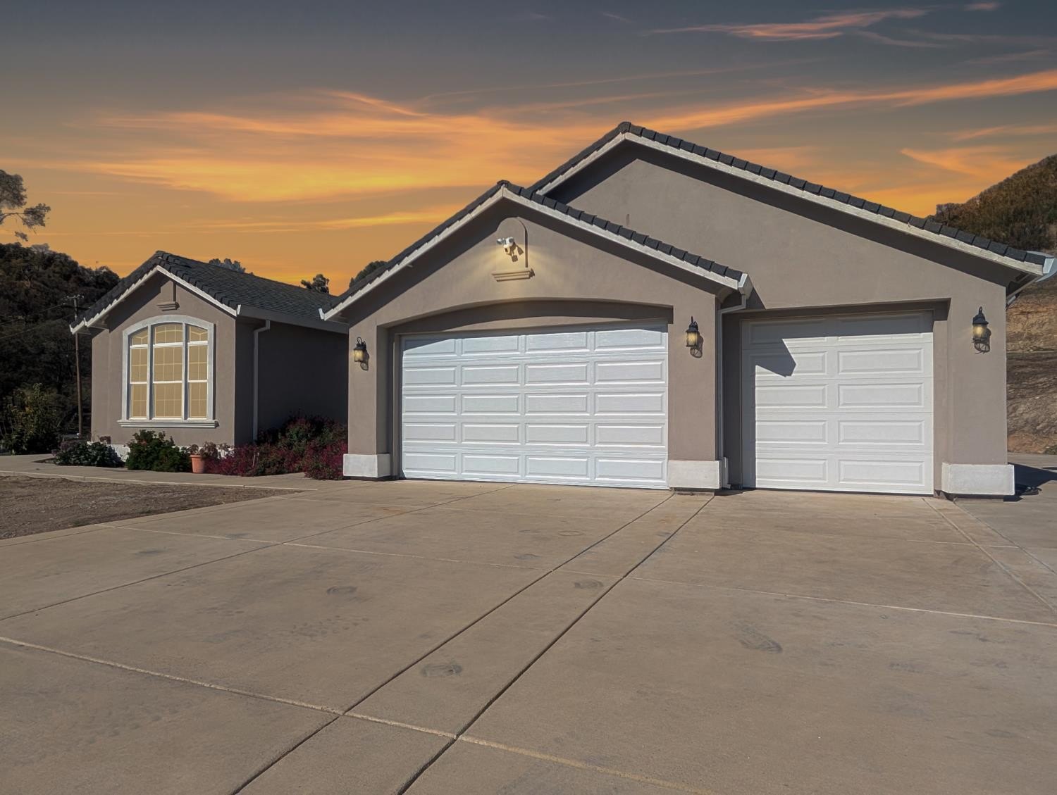 Valley Springs, California, 95252, United States, 3 Bedrooms Bedrooms, ,2 BathroomsBathrooms,Residential,For Sale,1979713