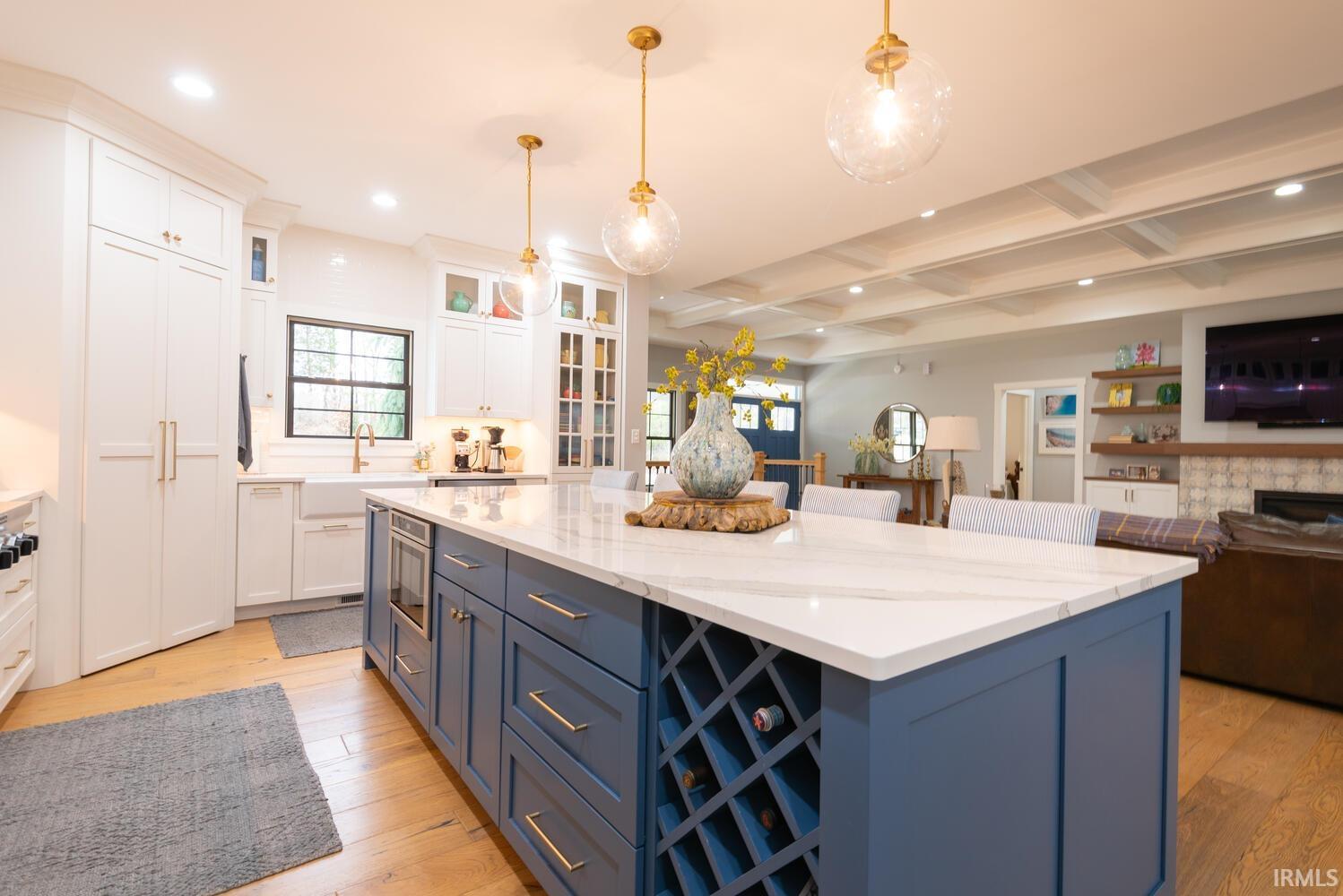 Bloomington, Indiana, 47403, United States, 4 Bedrooms Bedrooms, ,4 BathroomsBathrooms,Residential,For Sale,2007450