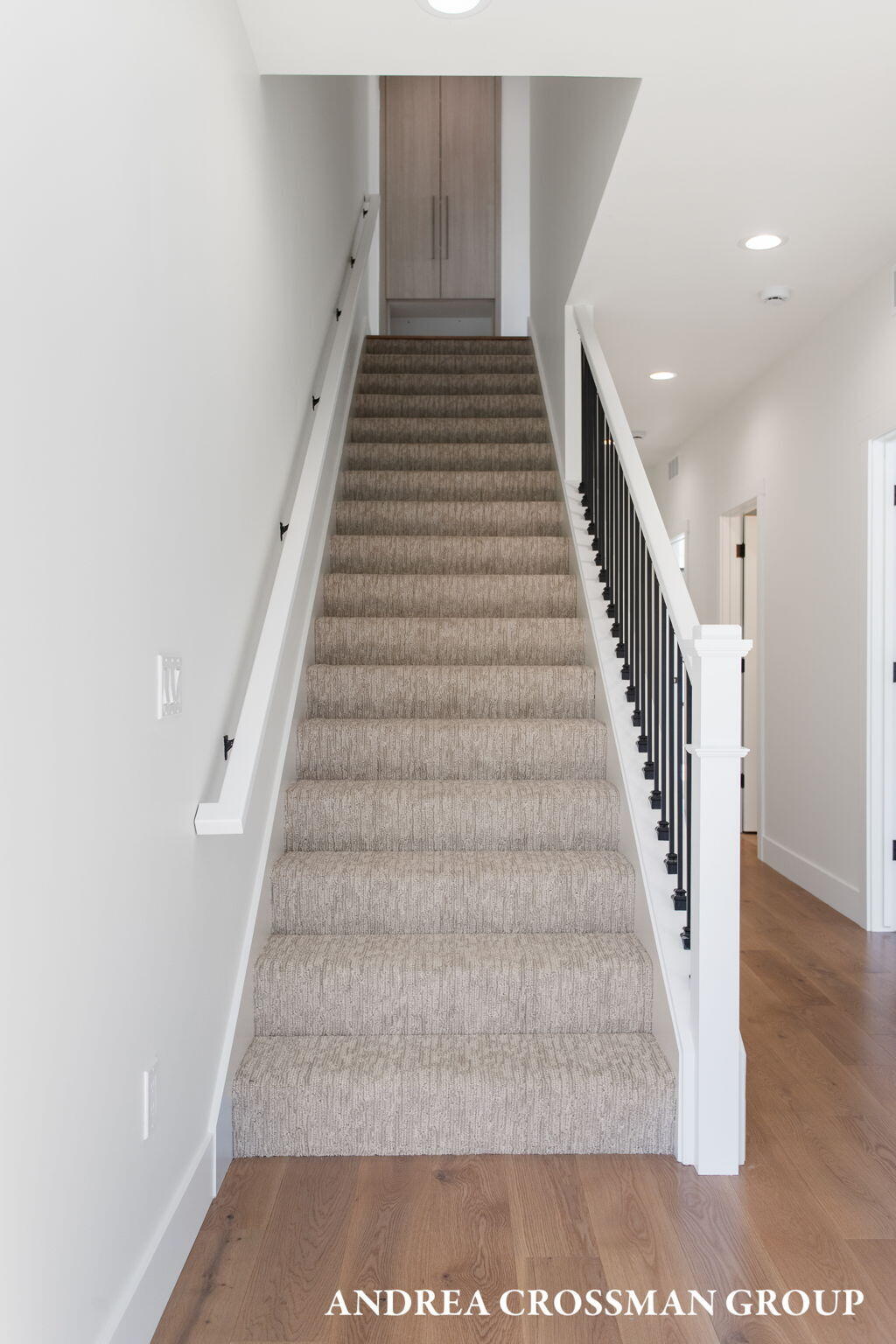 South Haven, Michigan, 49090, United States, 3 Bedrooms Bedrooms, ,3 BathroomsBathrooms,Residential,For Sale,1987512