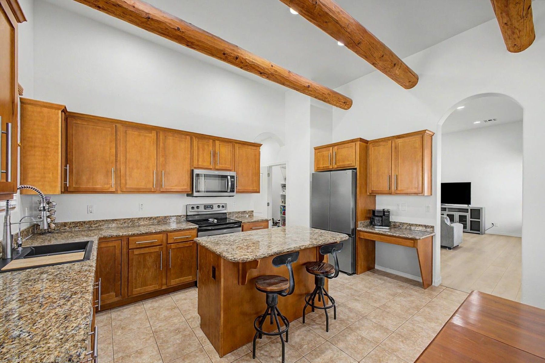  1120 E Circle Mountain Road  New River, AZ - 物件實景