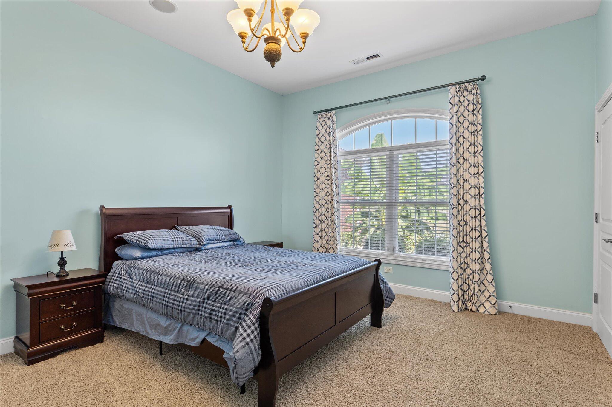 Georgetown, Kentucky, 40324, United States, 6 Bedrooms Bedrooms, ,4 BathroomsBathrooms,Residential,For Sale,1874410