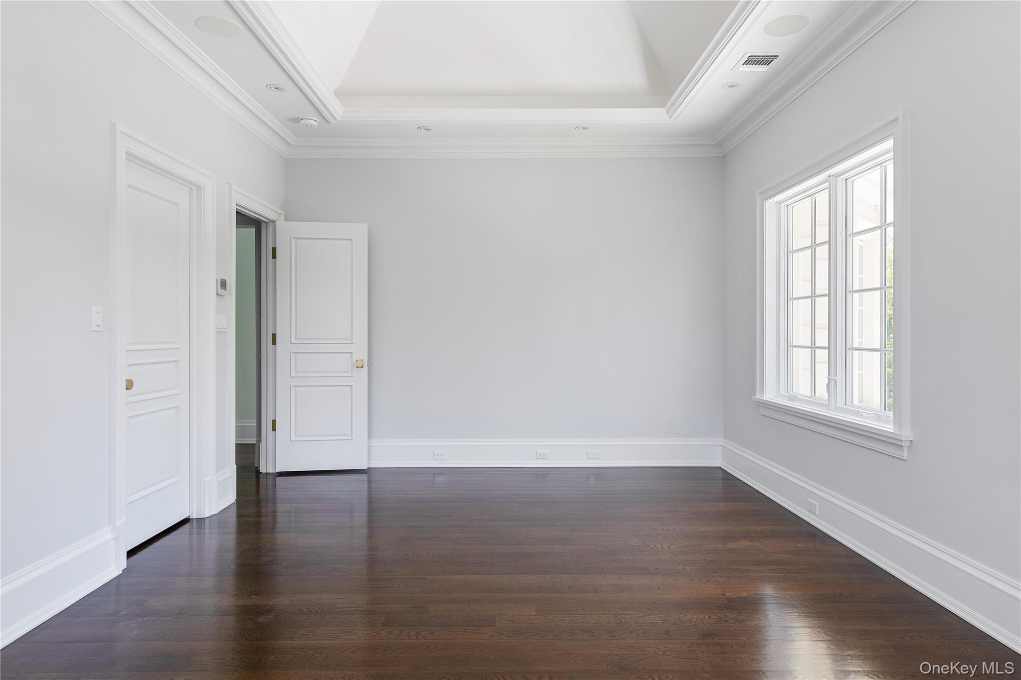 6 Foxwood Road, Great Neck, NY, 11024 - 物件實景