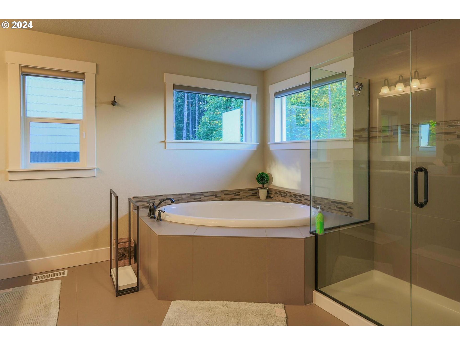 7719 SW 204th Ave, Beaverton, Oregon, 97007, United States, 4 Bedrooms Bedrooms, ,3 BathroomsBathrooms,Residential,For Sale,7719 SW 204th Ave,1622634