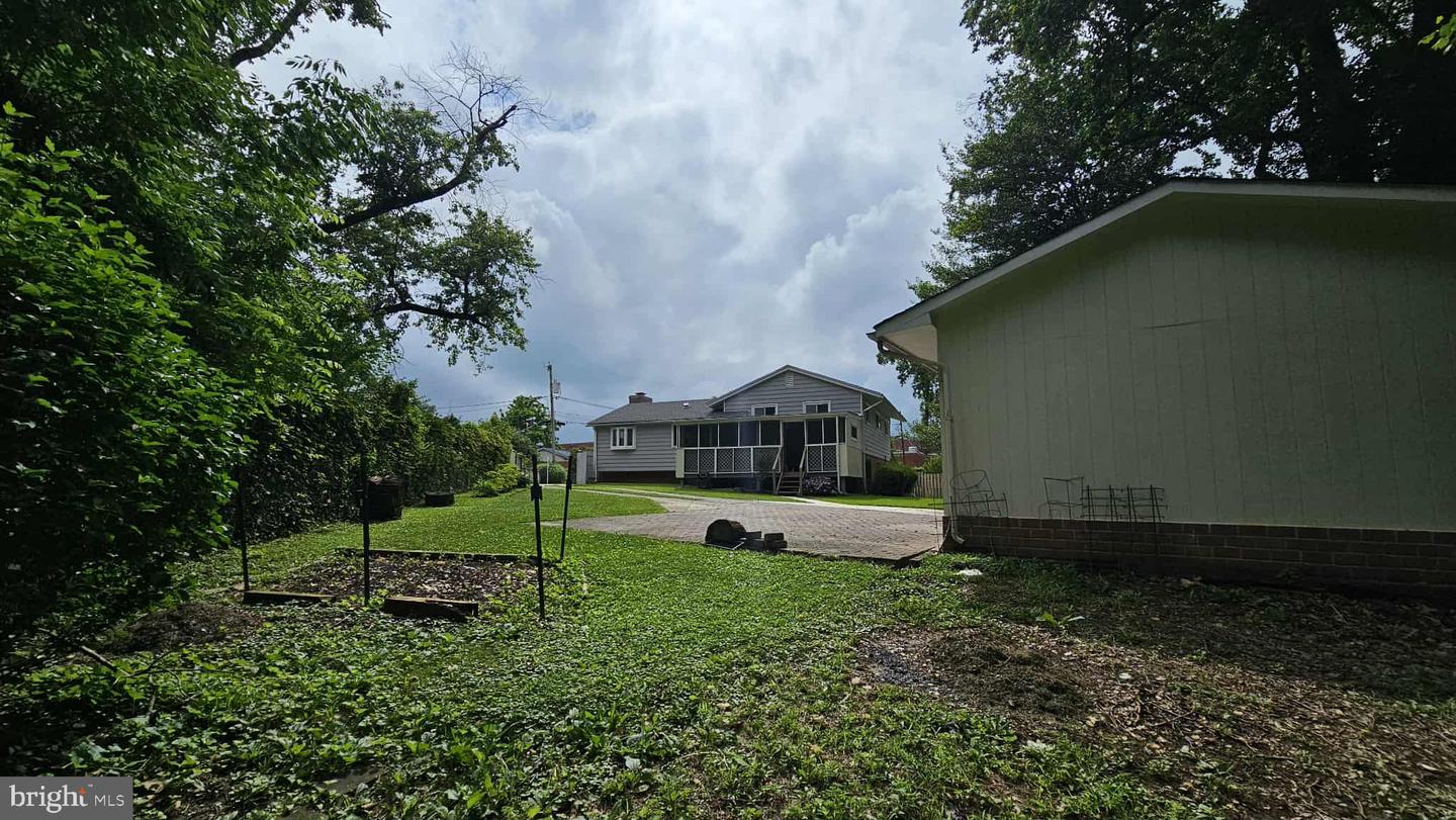 Annandale, Virginia, 22003, United States, 4 Bedrooms Bedrooms, ,3 BathroomsBathrooms,Residential,For Sale,1866164