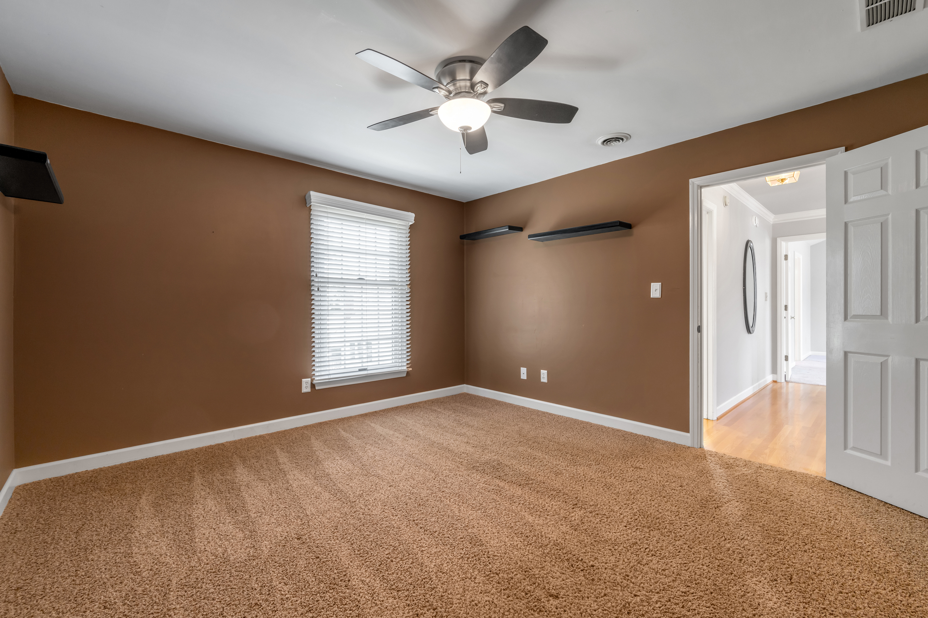  605 Keene-Way Drive - 物件實景