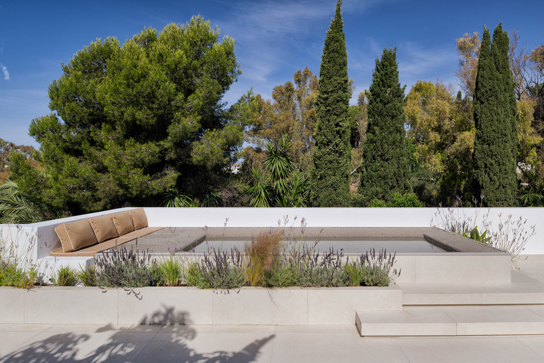  Renovated duplex penthouse with rooftop terrace on Marbella’s Golden Mile - 物件實景