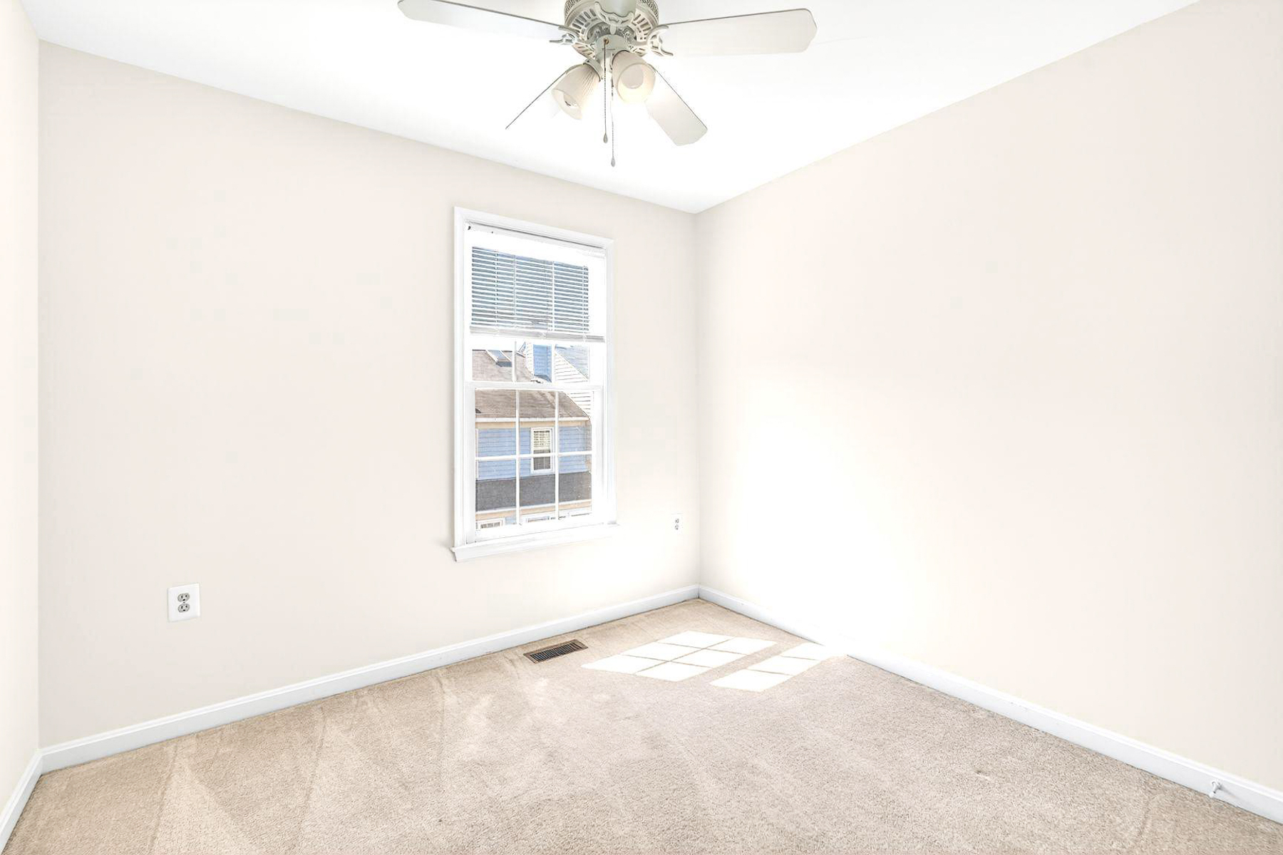  7025 Bentley Mill Place, Alexandria, VA, 22315 - 物件實景