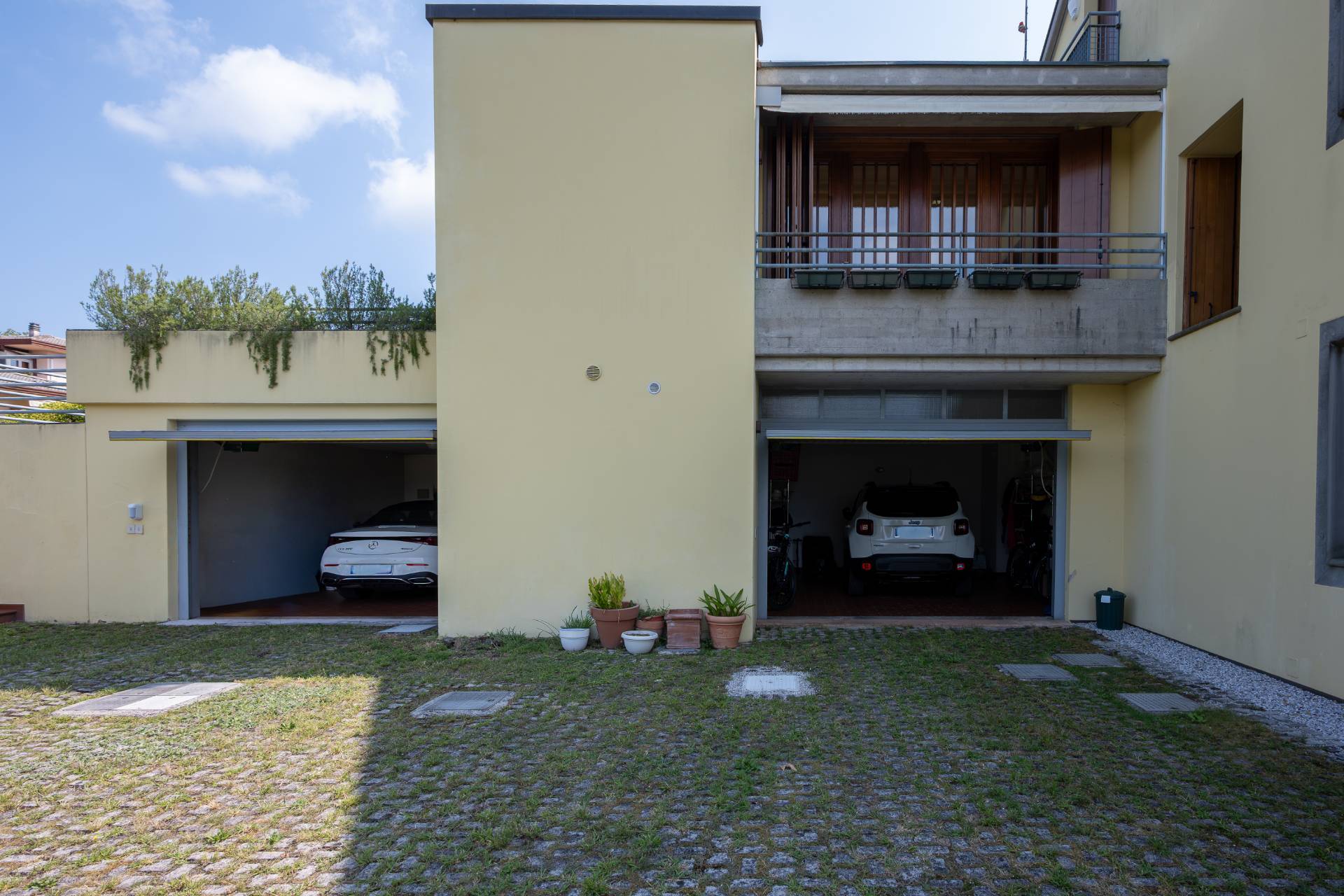 San Pietro di Feletto, Treviso, 31020, IT, 5 Bedrooms Bedrooms, ,4 BathroomsBathrooms,Residential,For Sale,1941776