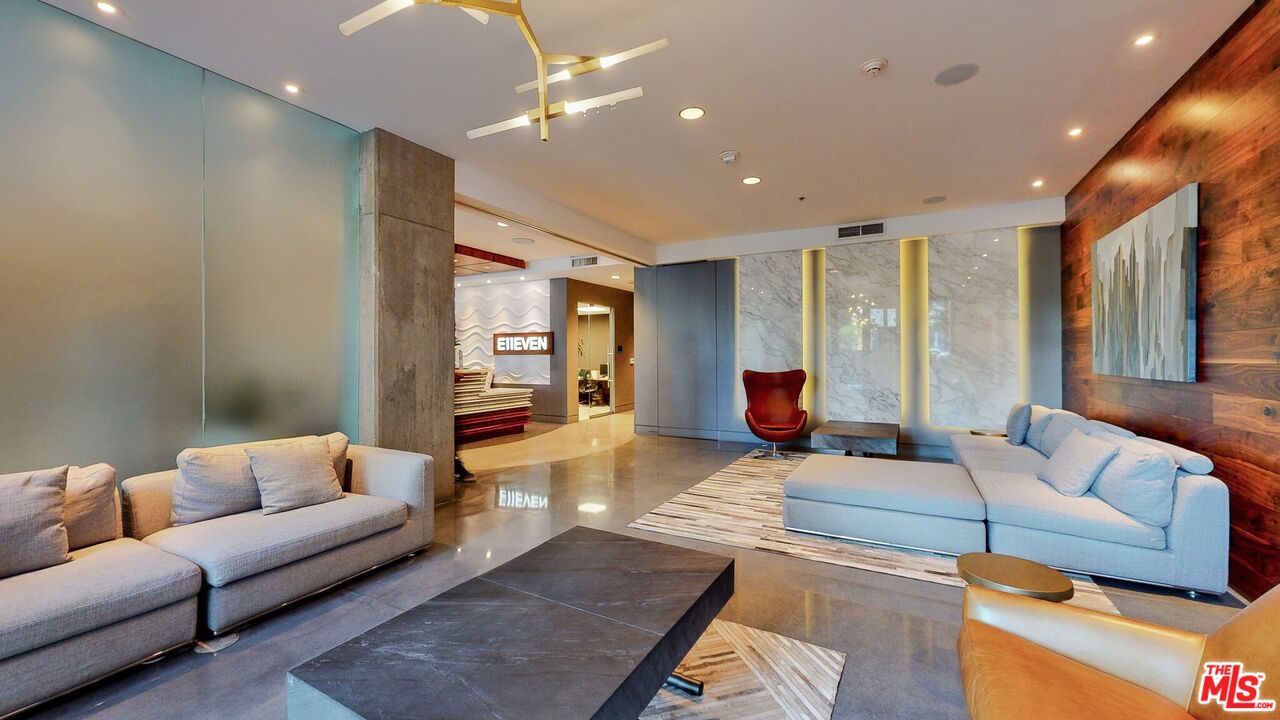 Los Angeles, California, 90015, United States, 1 Bedroom Bedrooms, ,1 BathroomBathrooms,Residential,For Sale,1911768