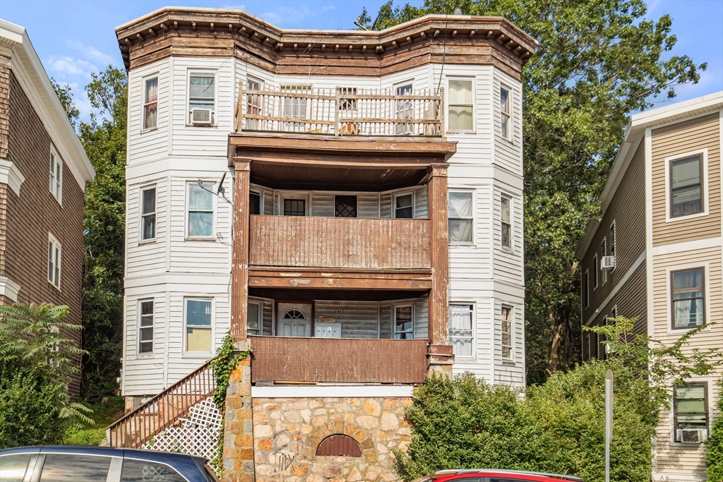 Boston, Massachusetts, 02126, United States, 9 Bedrooms Bedrooms, ,3 BathroomsBathrooms,Residential,For Sale,1934392