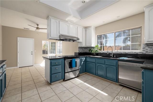Canyon Lake, California, 92587, United States, 3 Bedrooms Bedrooms, ,2 BathroomsBathrooms,Residential,For Sale,1807177