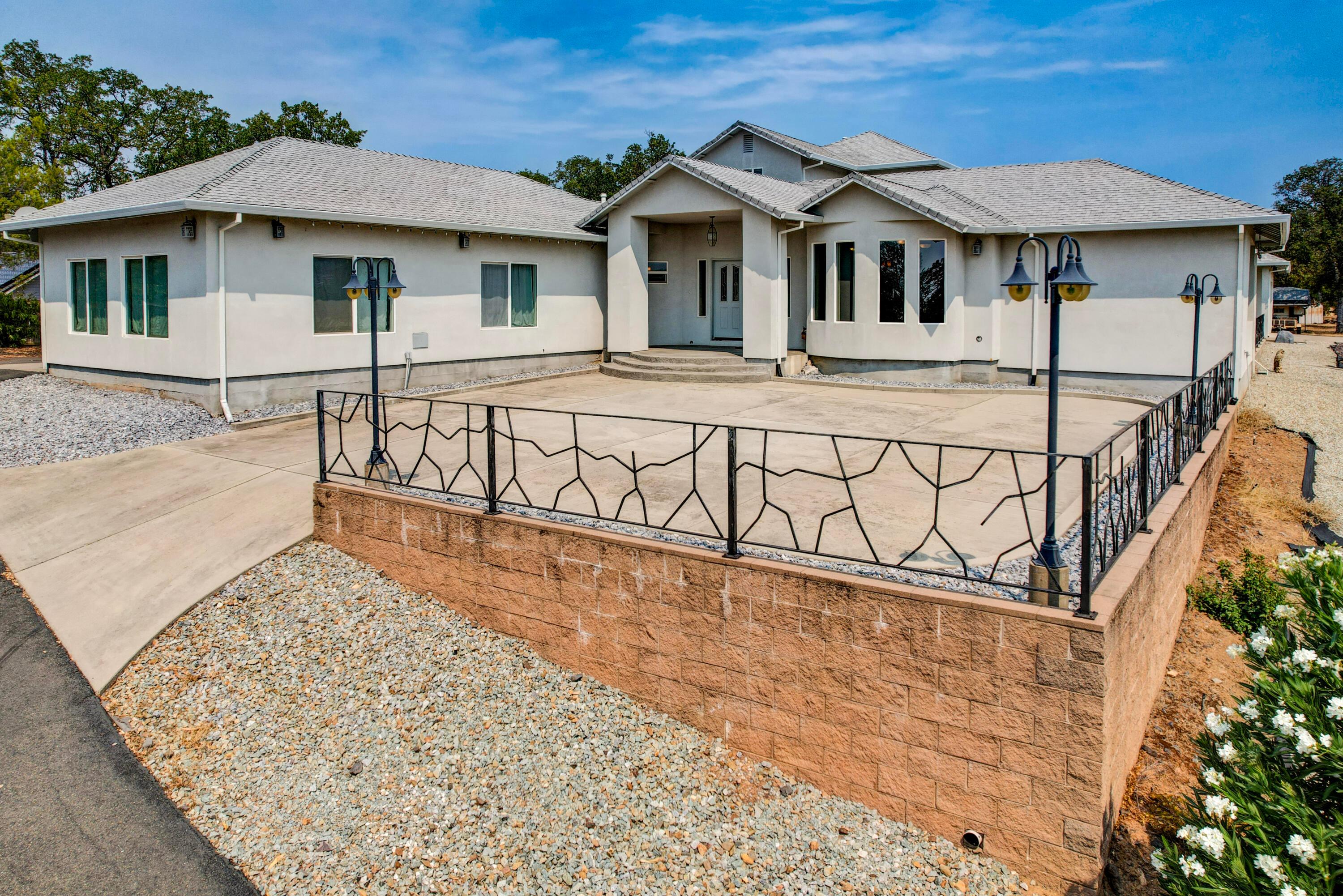 Redding, California, 96002, United States, 3 Bedrooms Bedrooms, ,3 BathroomsBathrooms,Residential,For Sale,1992839