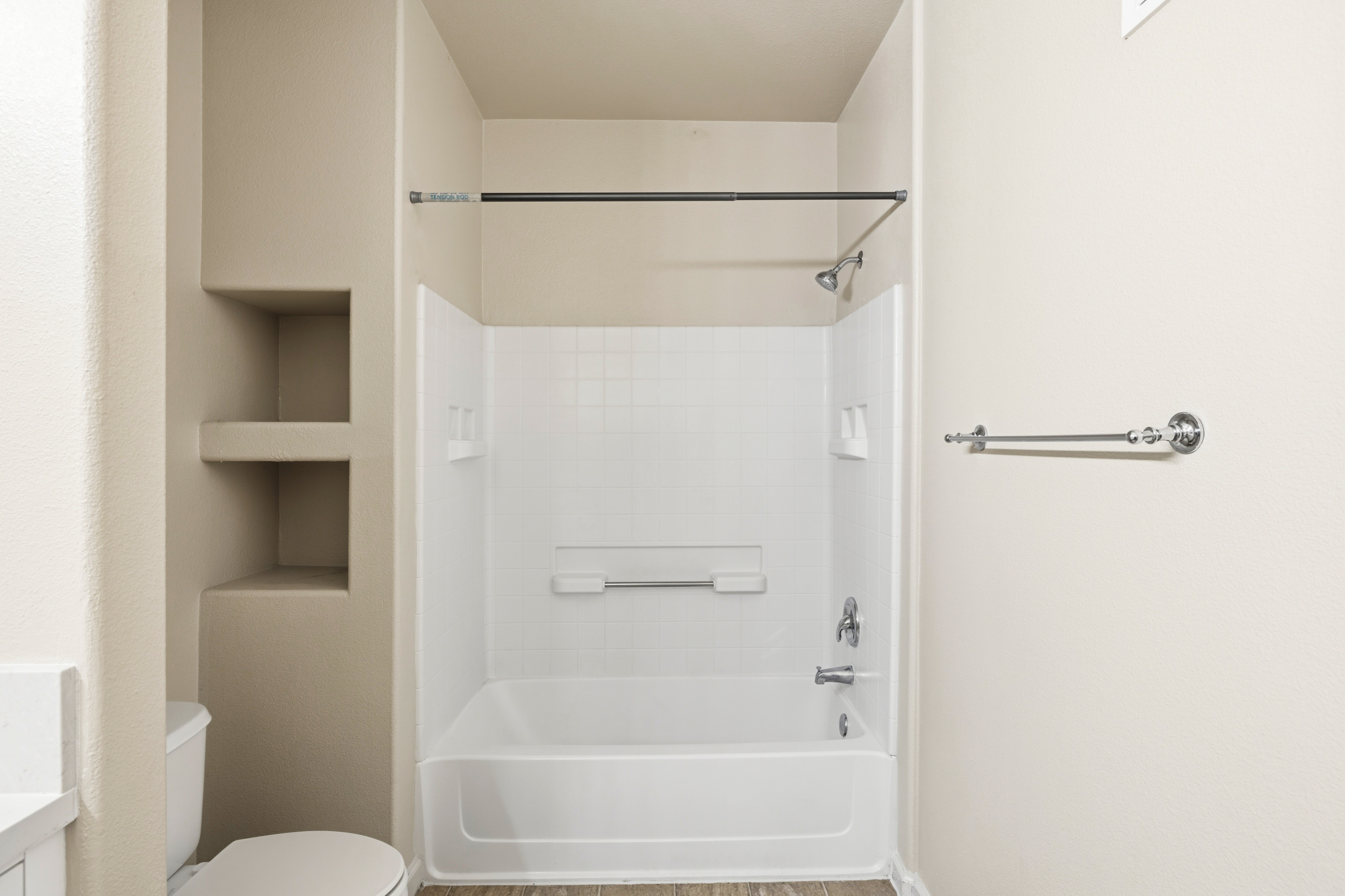  1900 Danbrook Drive, Sacramento, CA 95835 - 物件實景