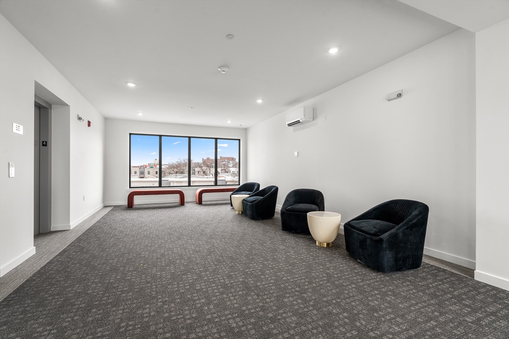 Boston, Massachusetts, 02127, United States, 2 Bedrooms Bedrooms, ,2 BathroomsBathrooms,Residential,For Sale,1901833
