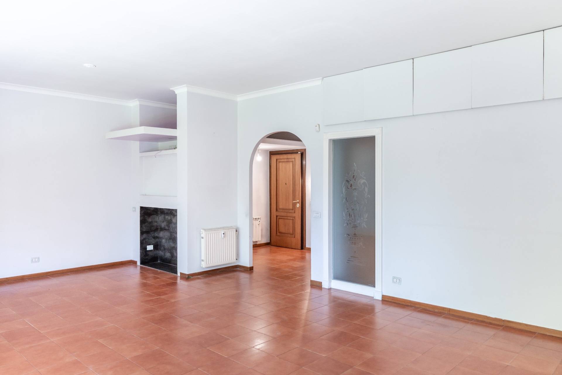 Roma, Roma, 00100, IT, 3 Bedrooms Bedrooms, ,2 BathroomsBathrooms,Residential,For Sale,1963202